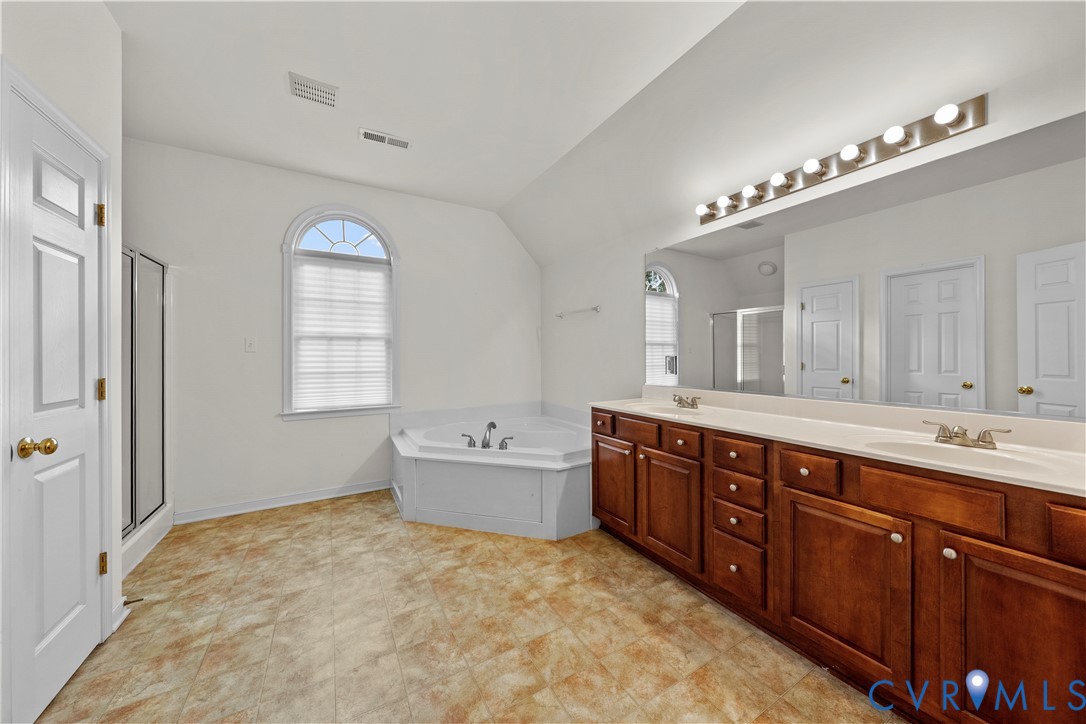 Midlothian, Virginia 23112, United States, 4 Bedrooms Bedrooms, ,3 BathroomsBathrooms,Residential,Active,222013