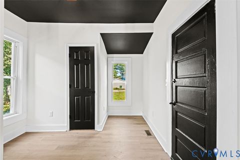 Tiny photo for 2814 4th Avenue, Richmond, VA 23222 (MLS # 2532488)