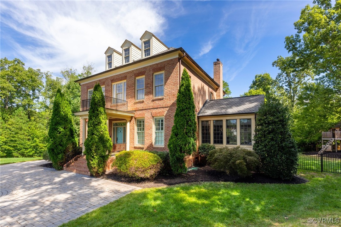 1301 Baltrey Lane