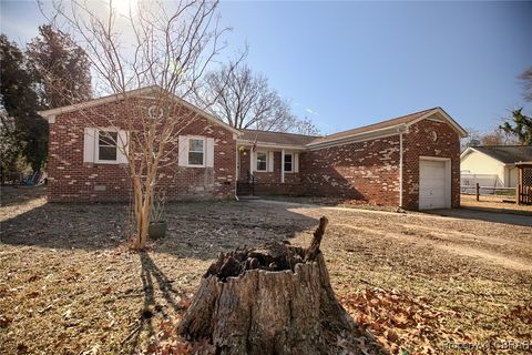 A home in Gloucester Point