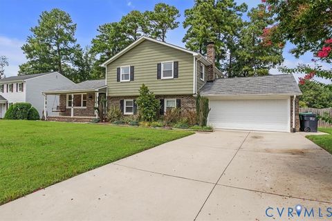 Tiny photo for 406 Windmere Drive, Colonial Heights, VA 23834 (MLS # 2601199)