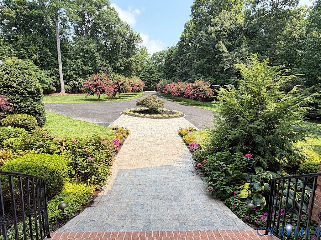 15636 Chesdin Landing Terrace