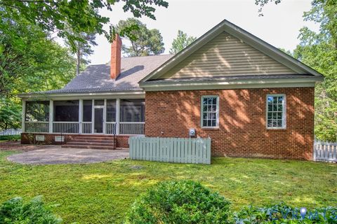 Tiny photo for 102 Rosemount, Williamsburg, VA 23188 (MLS # 2617902)