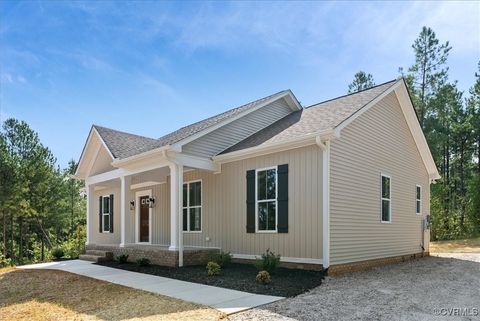 A home in Charlotte Courthouse