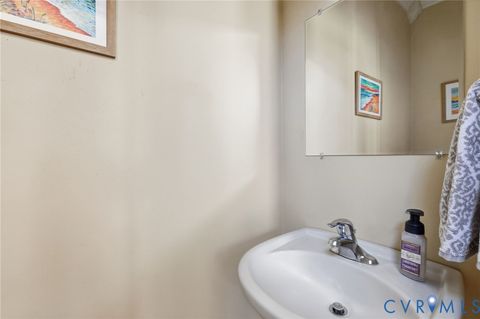 Tiny photo for 22 Villa Avenue, Zion Crossroads, VA 22942 (MLS # 2606939)