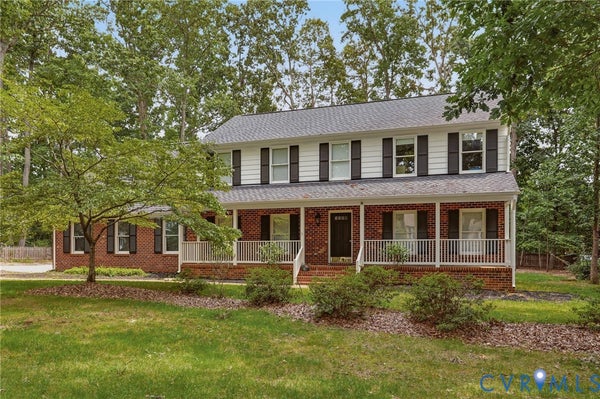 2311 CASTLE HILL RD, MIDLOTHIAN, VA 23113 - Image c06759f02ed338049a00fa0dbf35c312/730618985