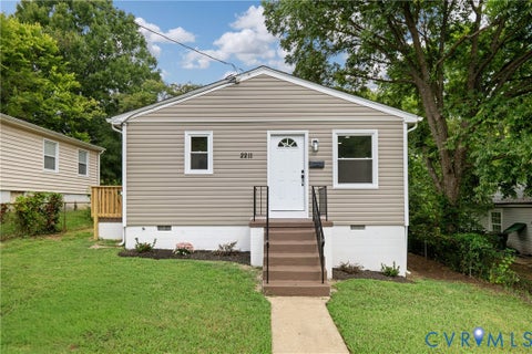 Photo of 2211 Royall Avenue, Richmond, VA 23224 (MLS # 2624724)