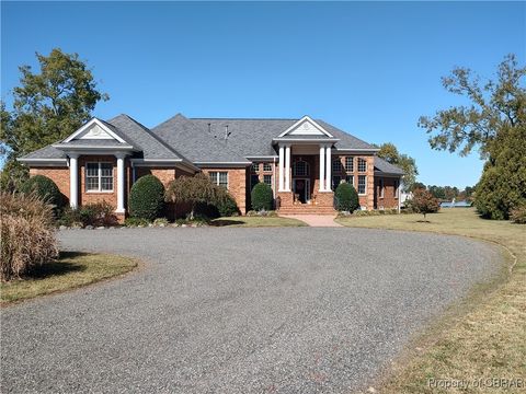 A home in Urbanna