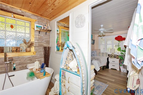 Tiny photo for 489 James River Overview, Spring Grove, VA 23881 (MLS # 2629231)