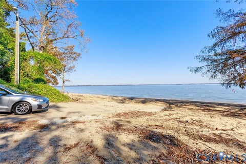 Tiny photo for 489 James River Overview, Spring Grove, VA 23881 (MLS # 2629231)