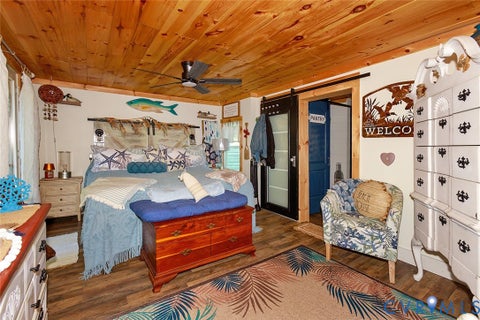 Tiny photo for 489 James River Overview, Spring Grove, VA 23881 (MLS # 2629231)