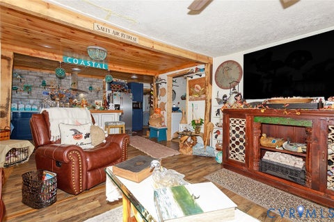 Tiny photo for 489 James River Overview, Spring Grove, VA 23881 (MLS # 2629231)