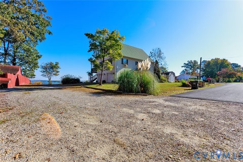 Tiny photo for 489 James River Overview, Spring Grove, VA 23881 (MLS # 2629231)