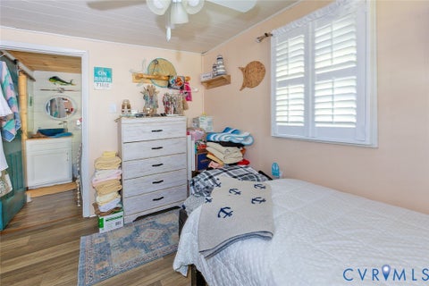 Tiny photo for 489 James River Overview, Spring Grove, VA 23881 (MLS # 2629231)