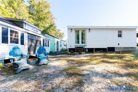 Tiny photo for 489 James River Overview, Spring Grove, VA 23881 (MLS # 2629231)