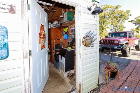 Tiny photo for 489 James River Overview, Spring Grove, VA 23881 (MLS # 2629231)