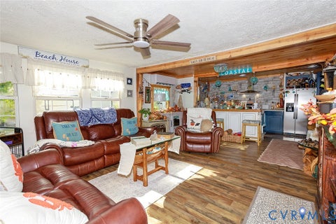 Tiny photo for 489 James River Overview, Spring Grove, VA 23881 (MLS # 2629231)