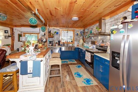 Tiny photo for 489 James River Overview, Spring Grove, VA 23881 (MLS # 2629231)