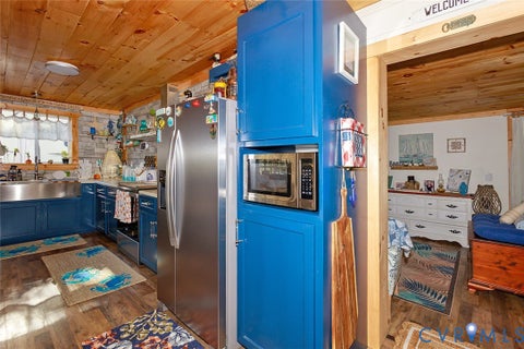 Tiny photo for 489 James River Overview, Spring Grove, VA 23881 (MLS # 2629231)