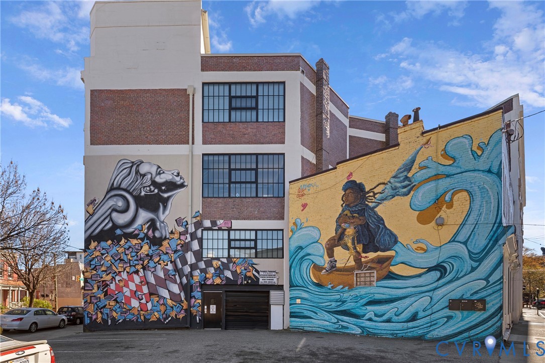 101 W Marshall Street U46