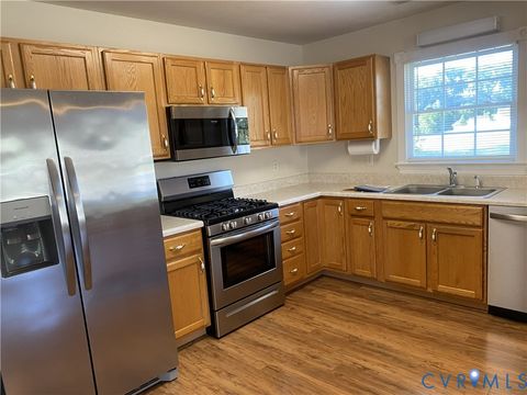 Tiny photo for 400 Stone Hearth Court, Hopewell, VA 23860 (MLS # 2613659)