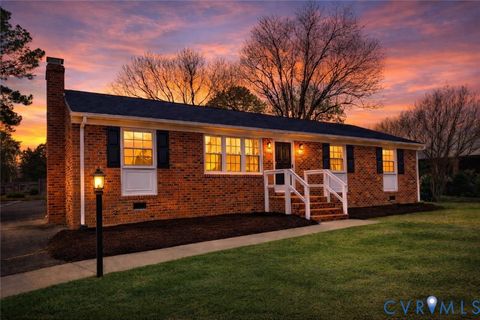 Photo of 7101 Bonniefield Drive, Mechanicsville, VA 23111 (MLS # 2605717)