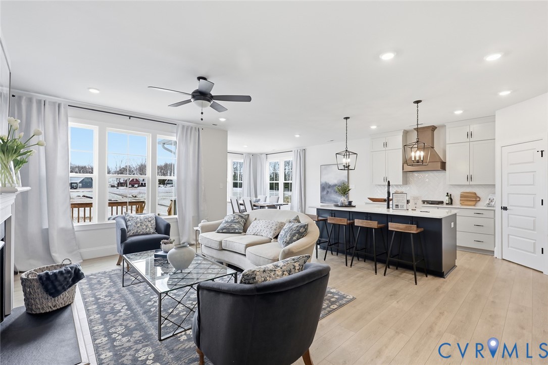 8473 Chimney Rock Drive