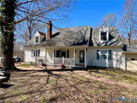 Photo of 2049 Riddle Road, Blackstone, VA 23824 (MLS # 2607456)