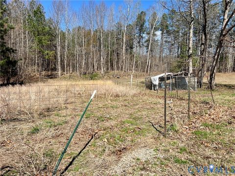 Tiny photo for 2049 Riddle Road, Blackstone, VA 23824 (MLS # 2607456)