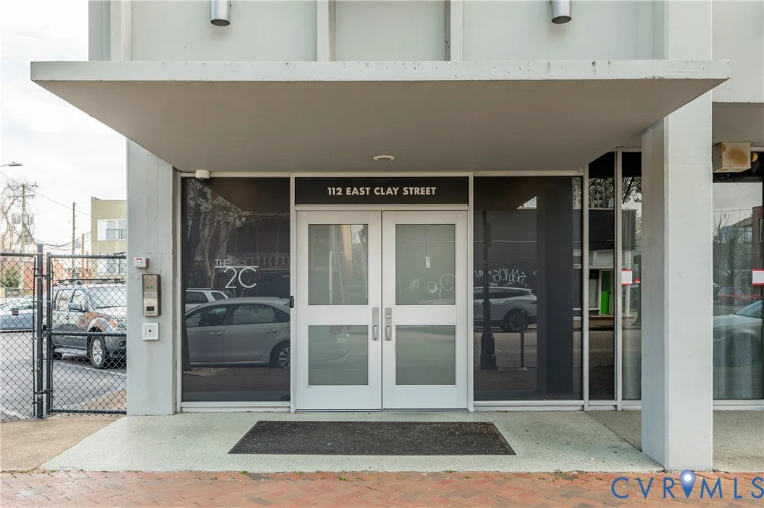 112 E Clay Street Unit U2C