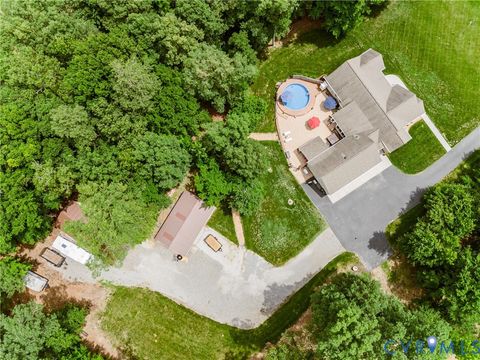 Tiny photo for 8040 N Courthouse Road, New Kent, VA 23124 (MLS # 2616988)