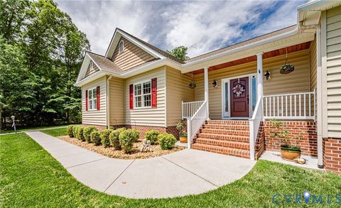 Tiny photo for 8040 N Courthouse Road, New Kent, VA 23124 (MLS # 2616988)