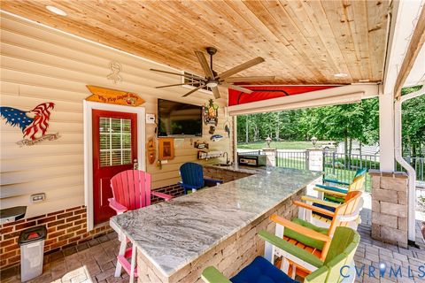Tiny photo for 8040 N Courthouse Road, New Kent, VA 23124 (MLS # 2616988)