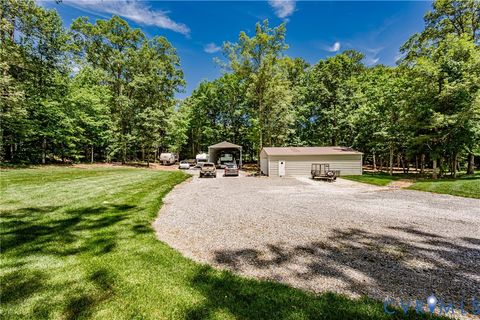 Tiny photo for 8040 N Courthouse Road, New Kent, VA 23124 (MLS # 2616988)