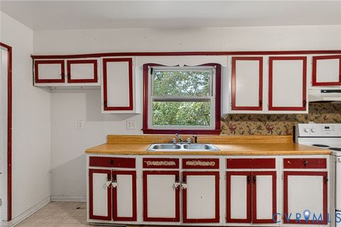 Tiny photo for 26022 Zion Road, Ruther Glen, VA 22546 (MLS # 2527877)