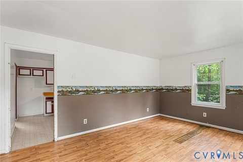 Tiny photo for 26022 Zion Road, Ruther Glen, VA 22546 (MLS # 2527877)