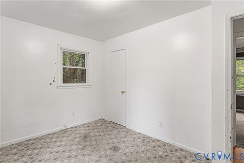 Tiny photo for 26022 Zion Road, Ruther Glen, VA 22546 (MLS # 2527877)