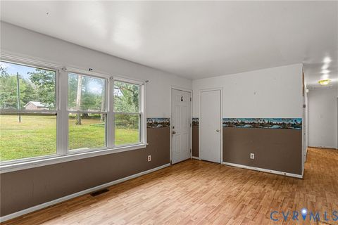 Tiny photo for 26022 Zion Road, Ruther Glen, VA 22546 (MLS # 2527877)