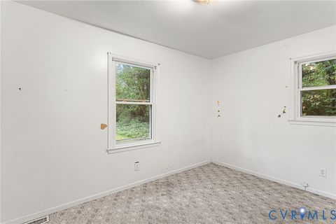 Tiny photo for 26022 Zion Road, Ruther Glen, VA 22546 (MLS # 2527877)