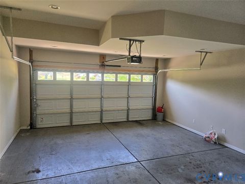 Tiny photo for 4801 Thornhurst Street, Richmond, VA 23223 (MLS # 2619259)