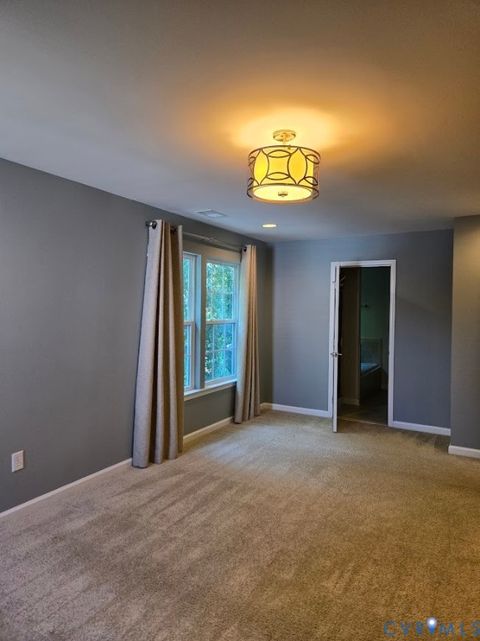 Tiny photo for 4801 Thornhurst Street, Richmond, VA 23223 (MLS # 2619259)