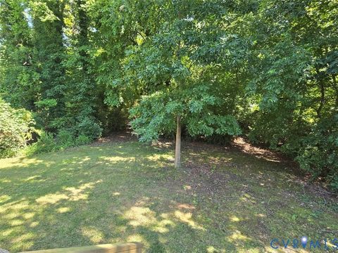 Tiny photo for 4801 Thornhurst Street, Richmond, VA 23223 (MLS # 2619259)