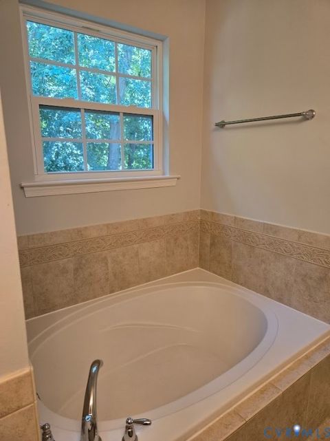 Tiny photo for 4801 Thornhurst Street, Richmond, VA 23223 (MLS # 2619259)