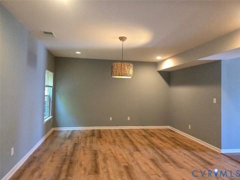 Tiny photo for 4801 Thornhurst Street, Richmond, VA 23223 (MLS # 2619259)