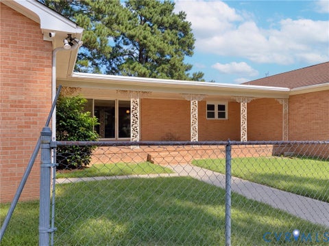 Tiny photo for 201 Laurel Street, Emporia, VA 23847 (MLS # 2628144)