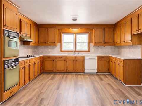Tiny photo for 201 Laurel Street, Emporia, VA 23847 (MLS # 2628144)