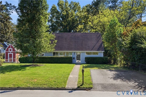 Photo of 9207 Mapleway Road, Richmond, VA 23229 (MLS # 2626818)