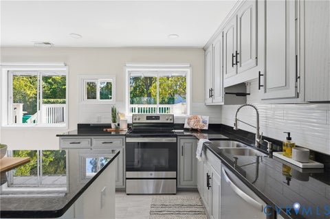 Tiny photo for 9207 Mapleway Road, Richmond, VA 23229 (MLS # 2626818)