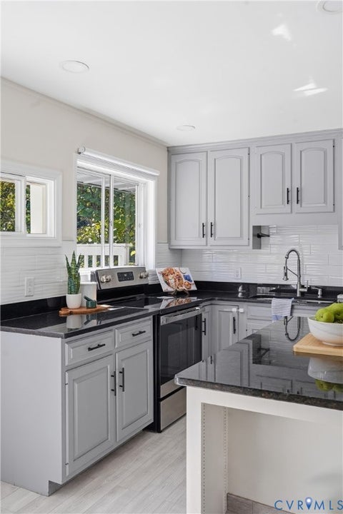 Tiny photo for 9207 Mapleway Road, Richmond, VA 23229 (MLS # 2626818)