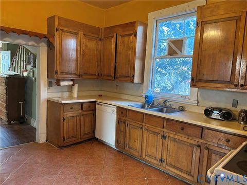 Tiny photo for 9 N Elm Avenue, Highland Springs, VA 23075 (MLS # 2604653)